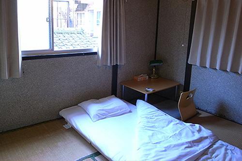 Tonbo Guest house